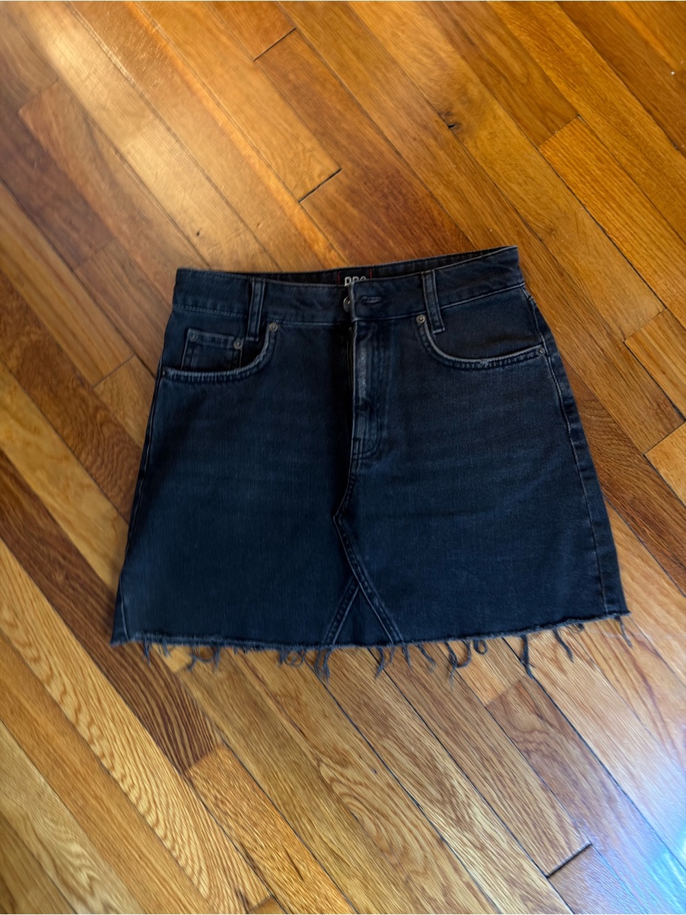 BDG Black Frayed-Hem Denim Mini Skirt